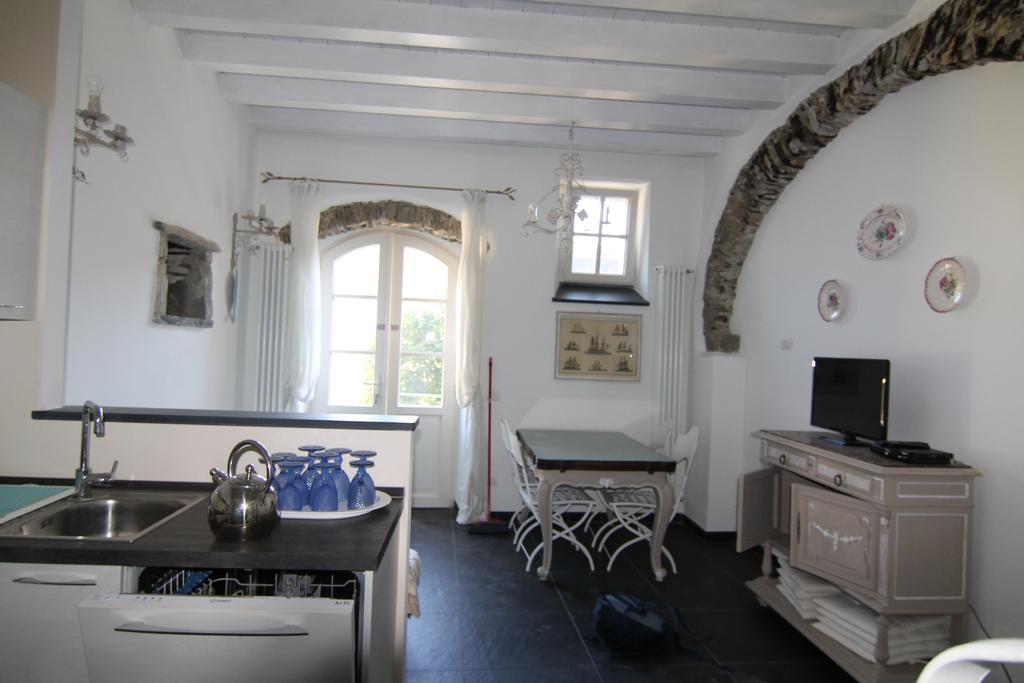 5 Lands Yellow Cottage Levanto Exterior photo