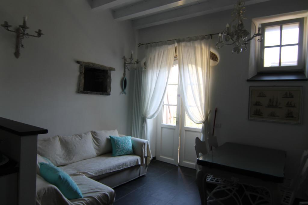 5 Lands Yellow Cottage Levanto Exterior photo