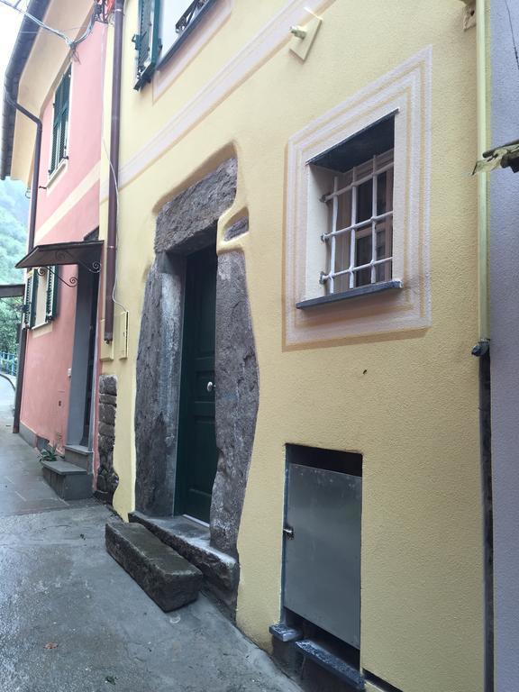 5 Lands Yellow Cottage Levanto Exterior photo